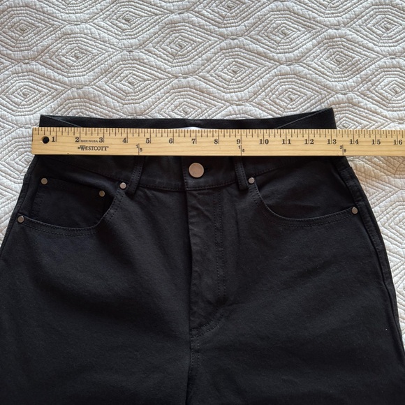 MM Lafleur The Daria '90s Black 
Jean-Eco Better Than Denim Straight Leg Size 2 - Picture 10 of 14